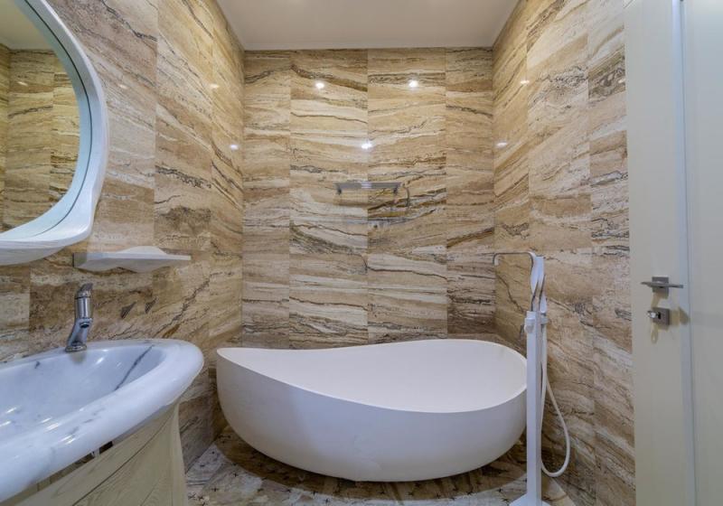 Villa in Becici with sea view 14