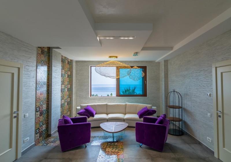 Villa in Becici with sea view 27