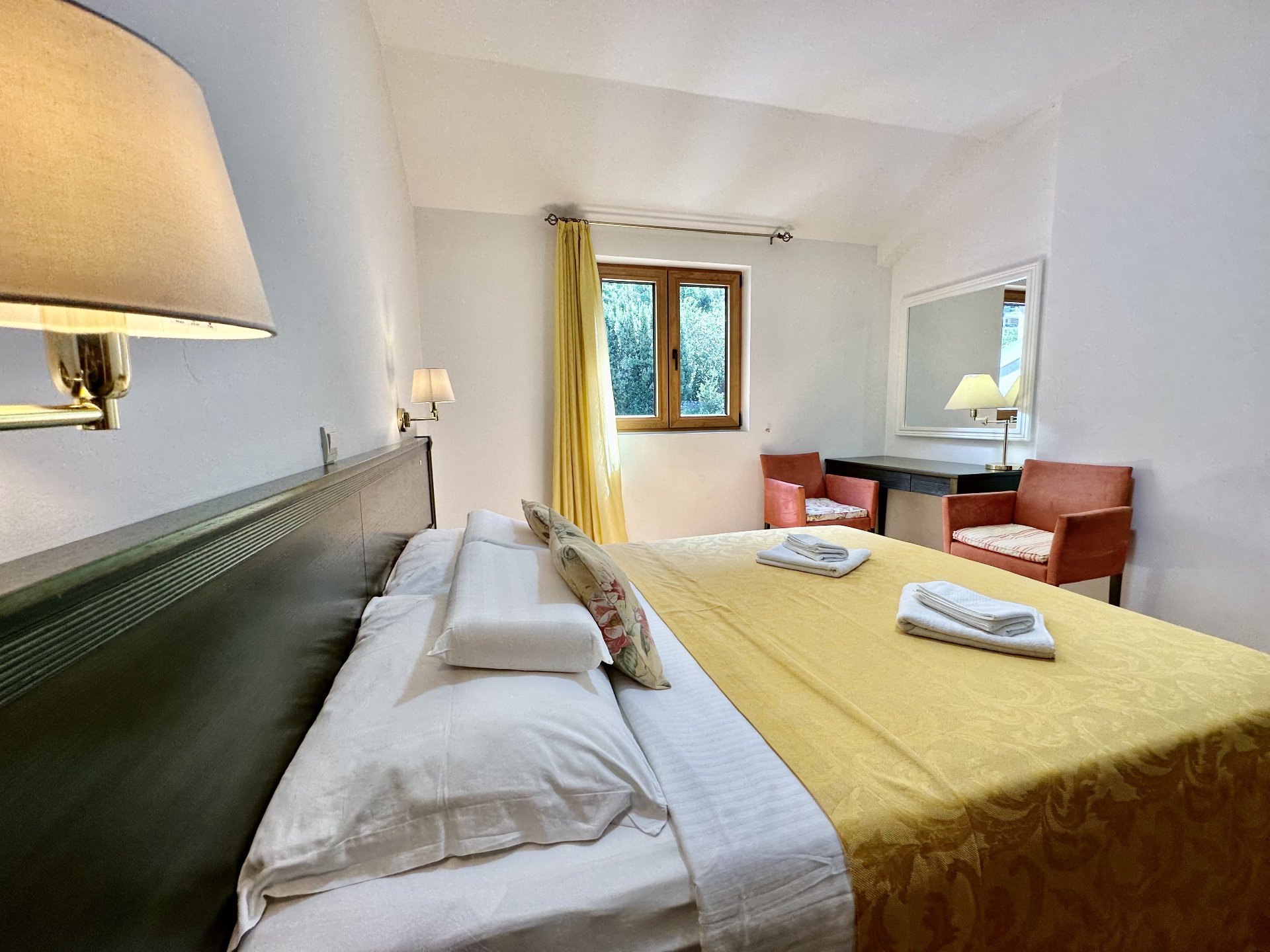 Two-bedroom apartment with sea view for long-term rent – Dobrota, Kotor — 11