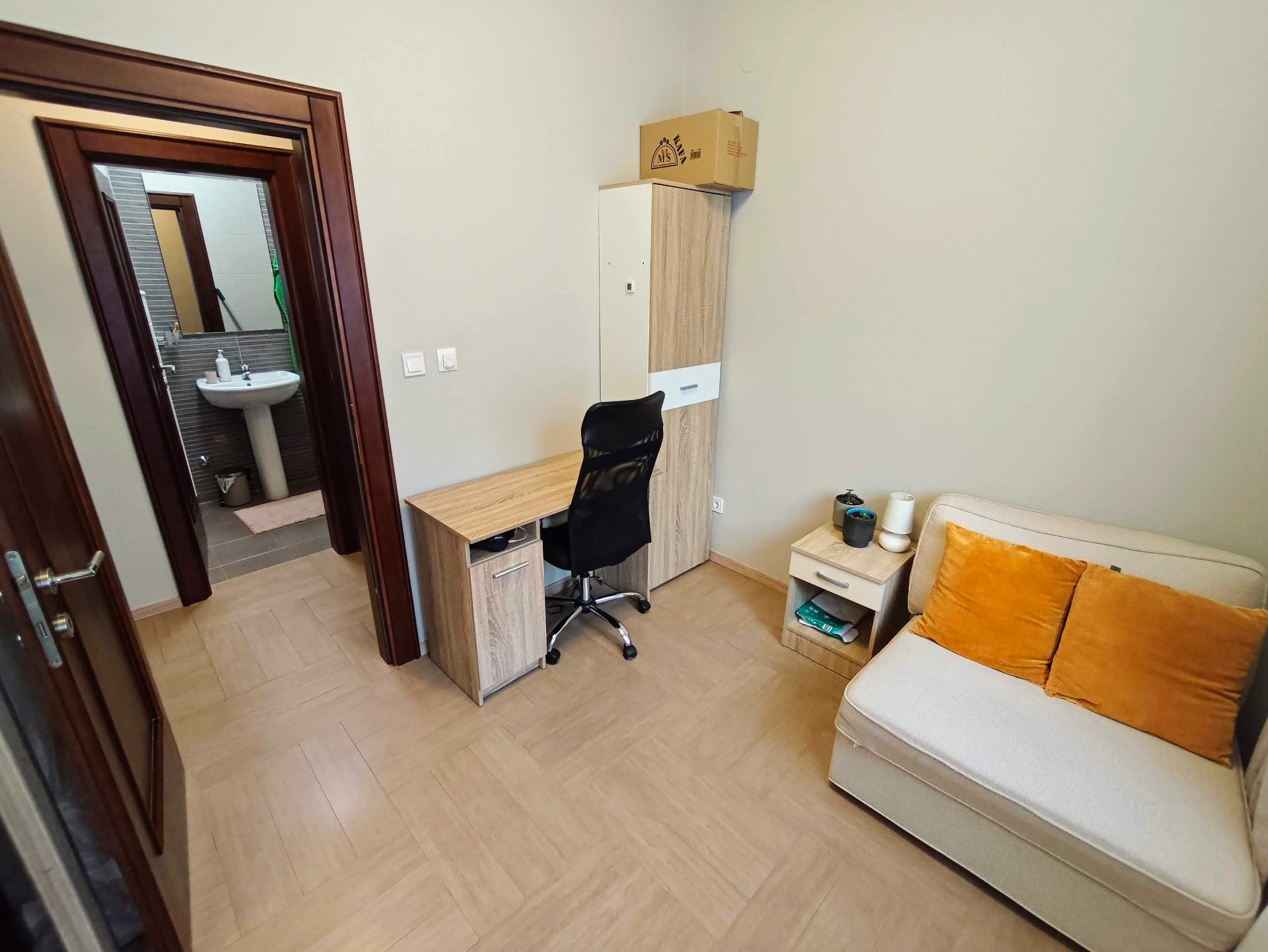 Trosoban stan sa pogledom na more i privatnim parkingom - Dobrota, Kotor — 24