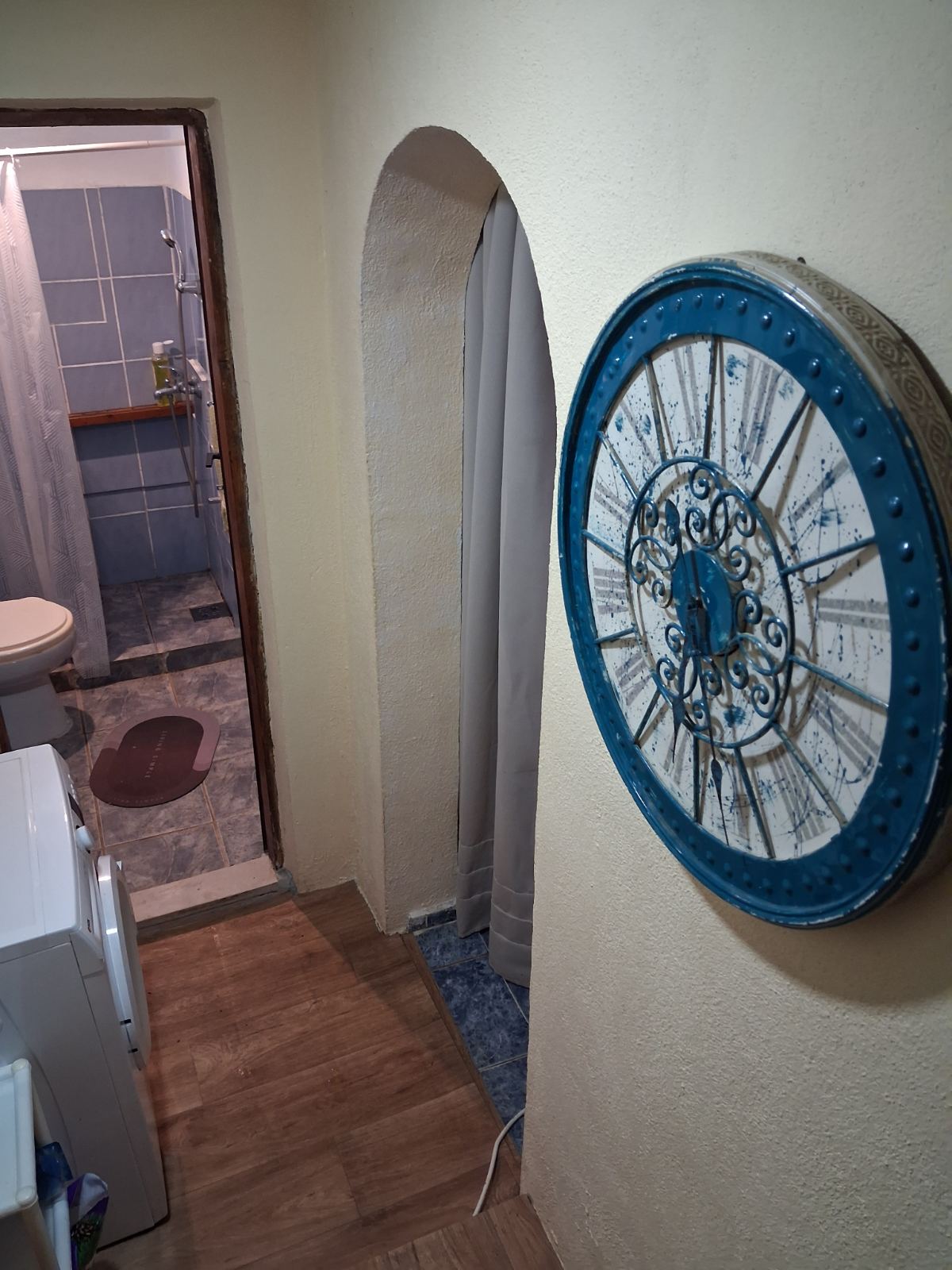 Kuća sa dvorištem i garažom za dugoročni najam – Zagora, Grbalj — 13