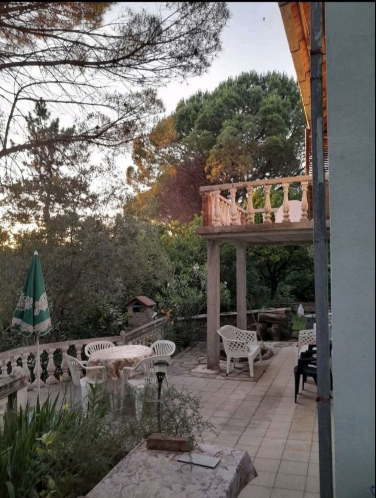 Kuća sa dvorištem i garažom za dugoročni najam – Zagora, Grbalj — 2