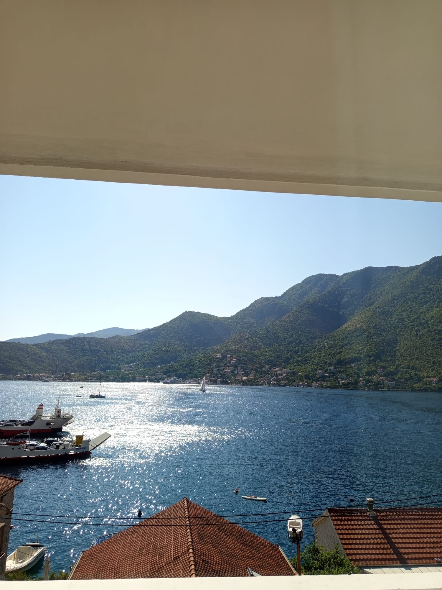 One-bedroom apartment with sea view – Lepetane, Tivat — 2