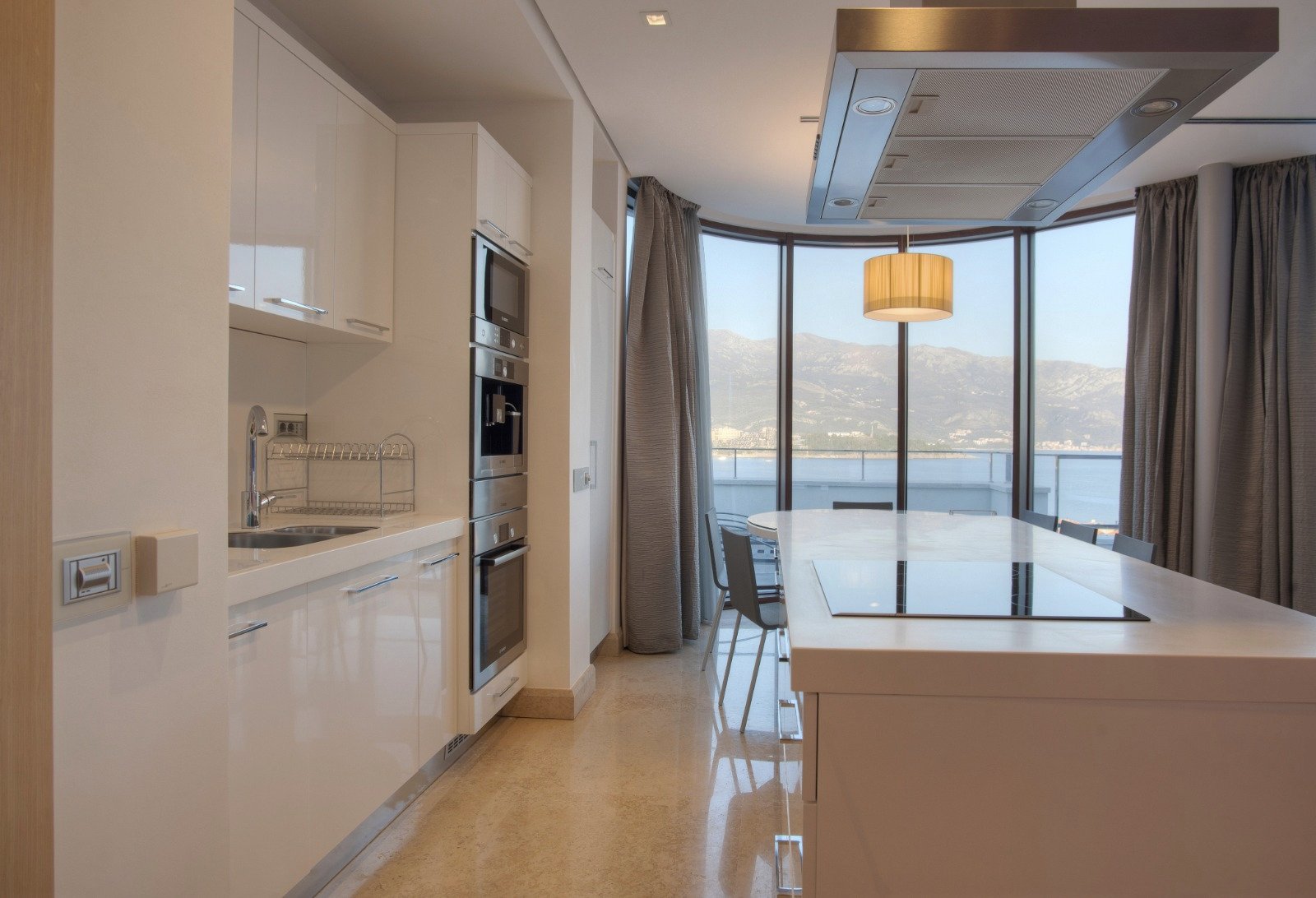 Luxury Penthouse with Sea View – Budva — 3